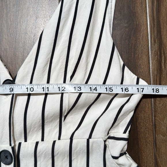 Topshop Black and White Button-Front Dress - Picture 6 of 14